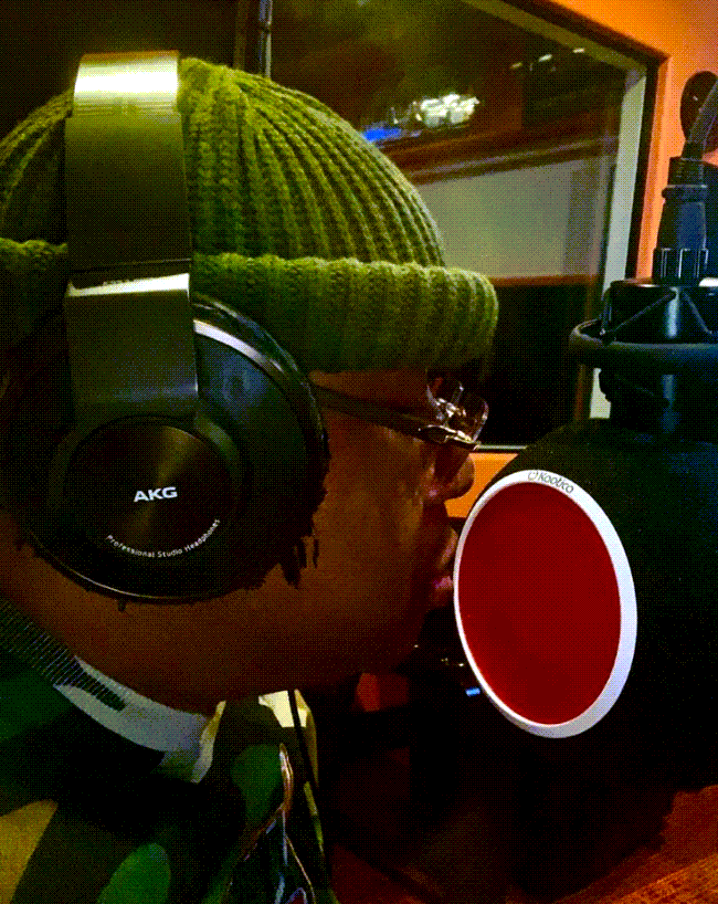 E40